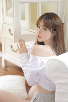 拷问监狱の女囚2鞭在线观看