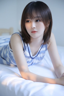 装醉看娇妻被朋友
